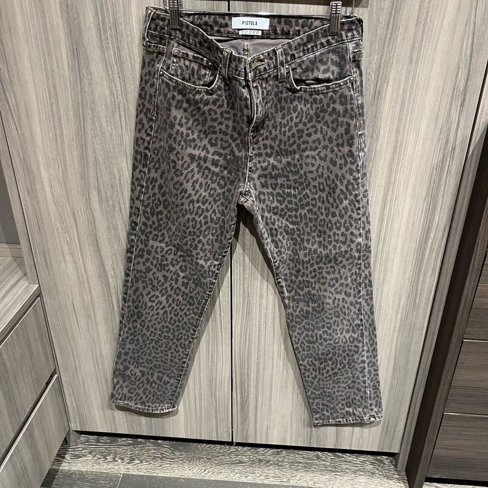 Pistola Leopard Jean